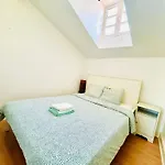 Tram 28 Cozy In Alfama 리스본